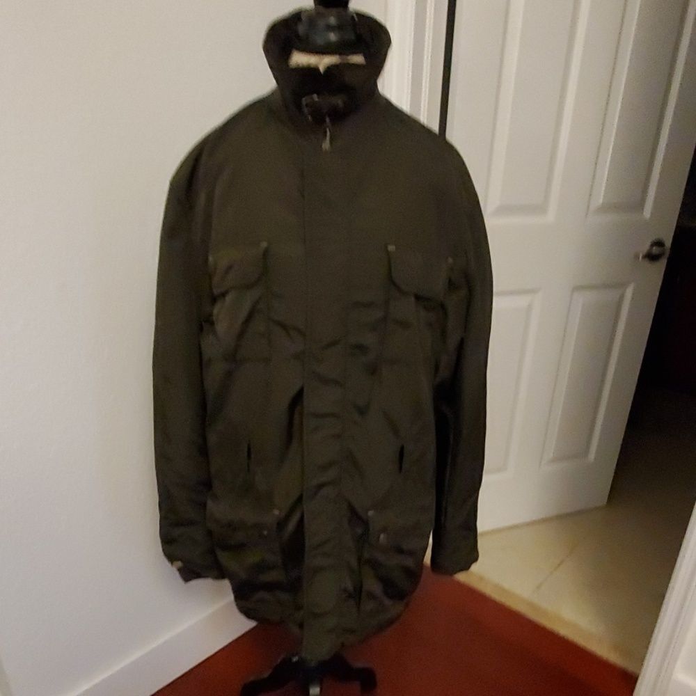 Amazing army green Massimo Dutti coat size XL